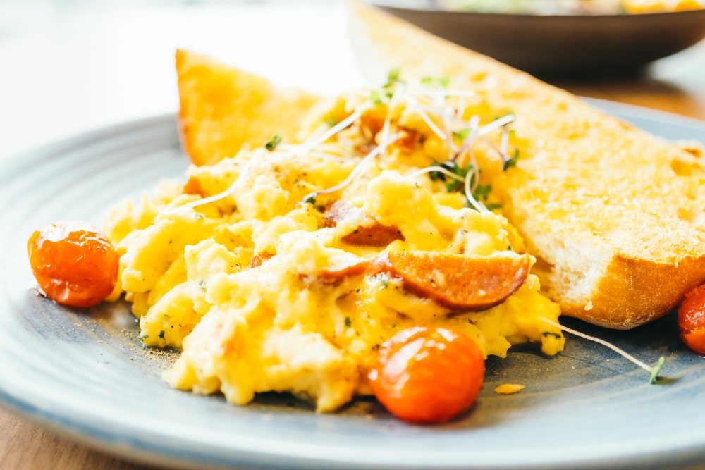 receta huevos rotos con jamon